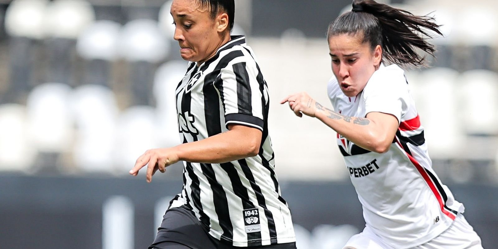 São Paulo goleia no Brasileirão Feminino e cola na liderança da Série A1 1 São Paulo goleia no Brasileirão Feminino e cola na liderança da Série A1