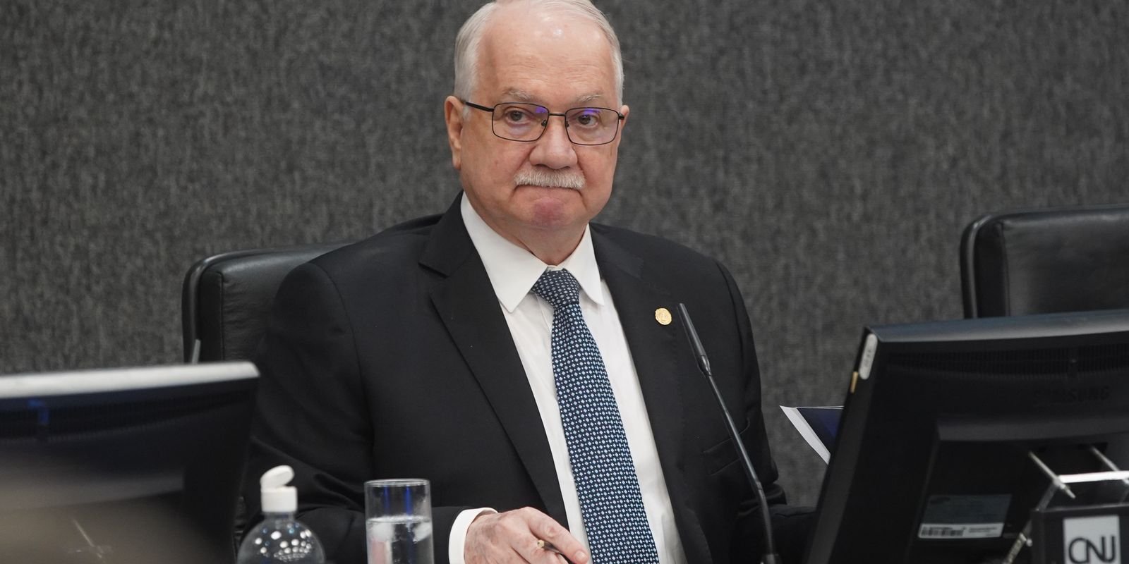 Risco de interferência dos EUA nas eleições de 2026