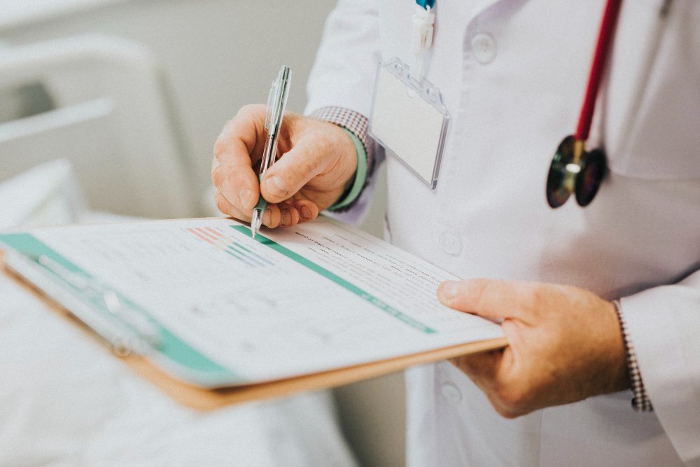Atestado médico digital é válido em 2026? Veja o que mudou e como funciona