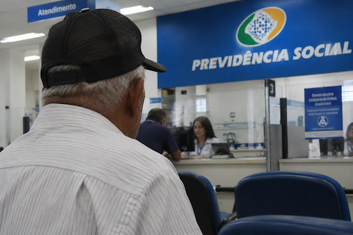 Aposentadoria por idade exige atenção às regras e ao histórico de contribuições 1 unnamed 33
